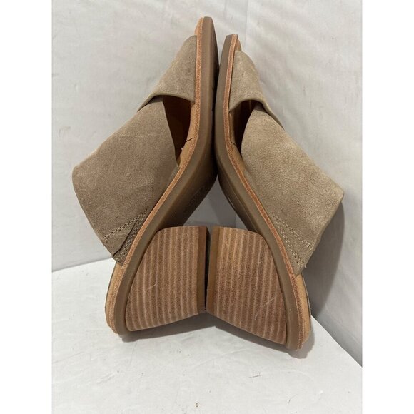 Sofft Sandals  Womens Perrie Block Heel Slip On Light Beige Suede Leather size - Picture 5 of 7